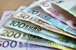 Geldscheine als Symbol für Förderung